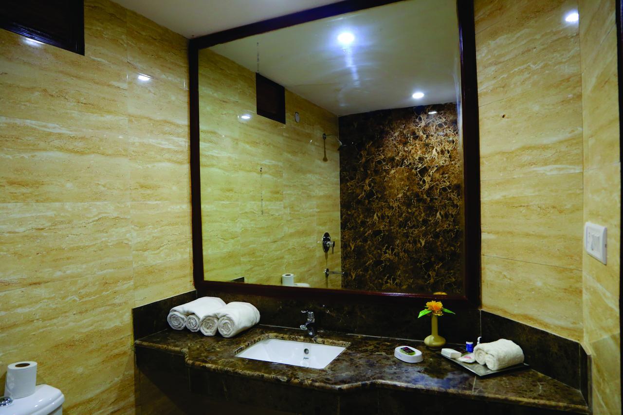 Magsons Resorts Vrindavan Kosi Exterior foto